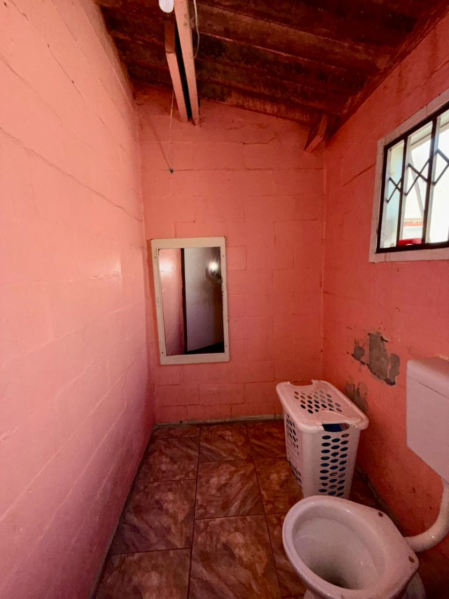 3 Bedroom Property for Sale in Harare Western Cape